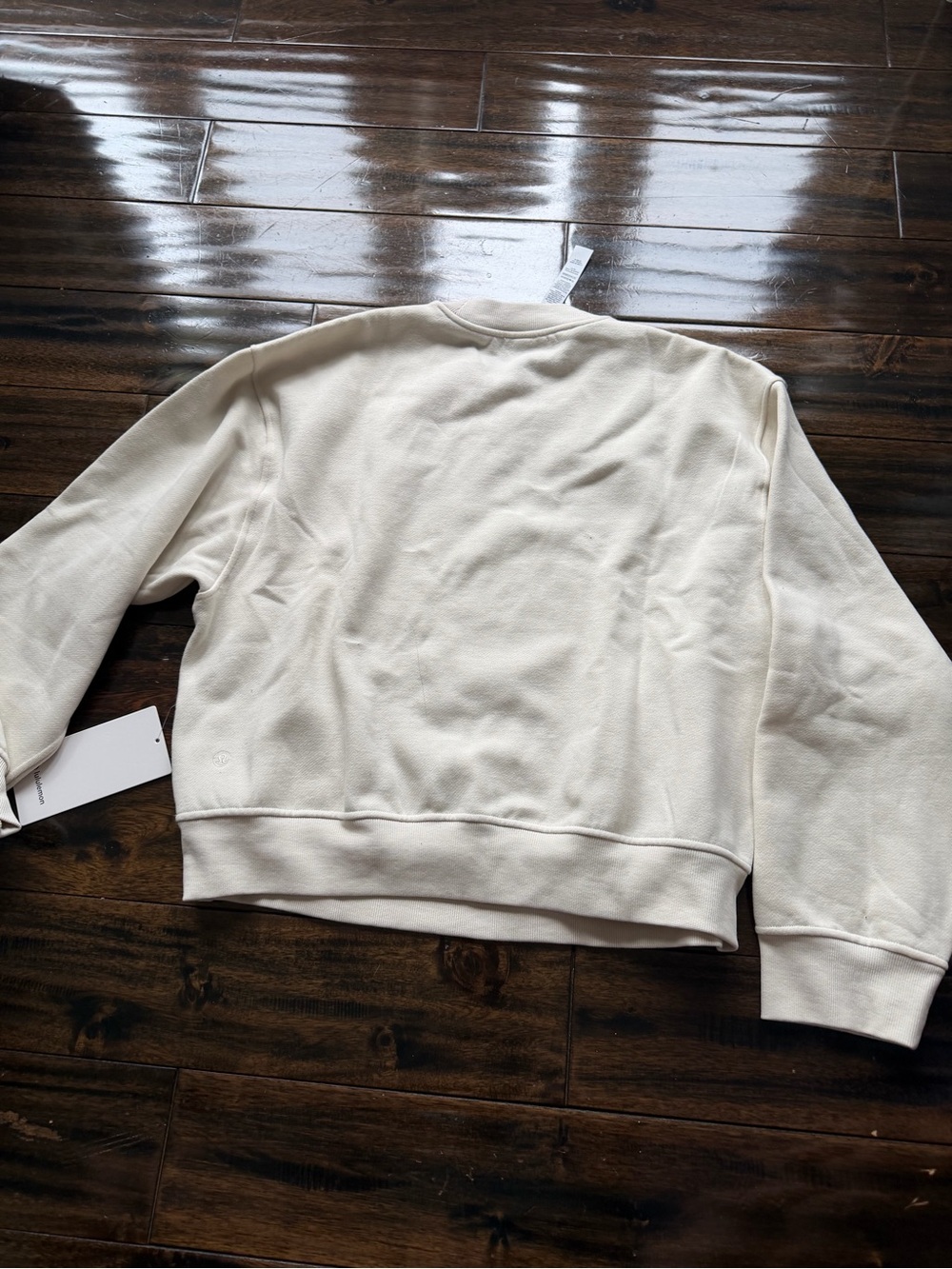 Lulu Steady State Crewneck - Picture 4 of 4